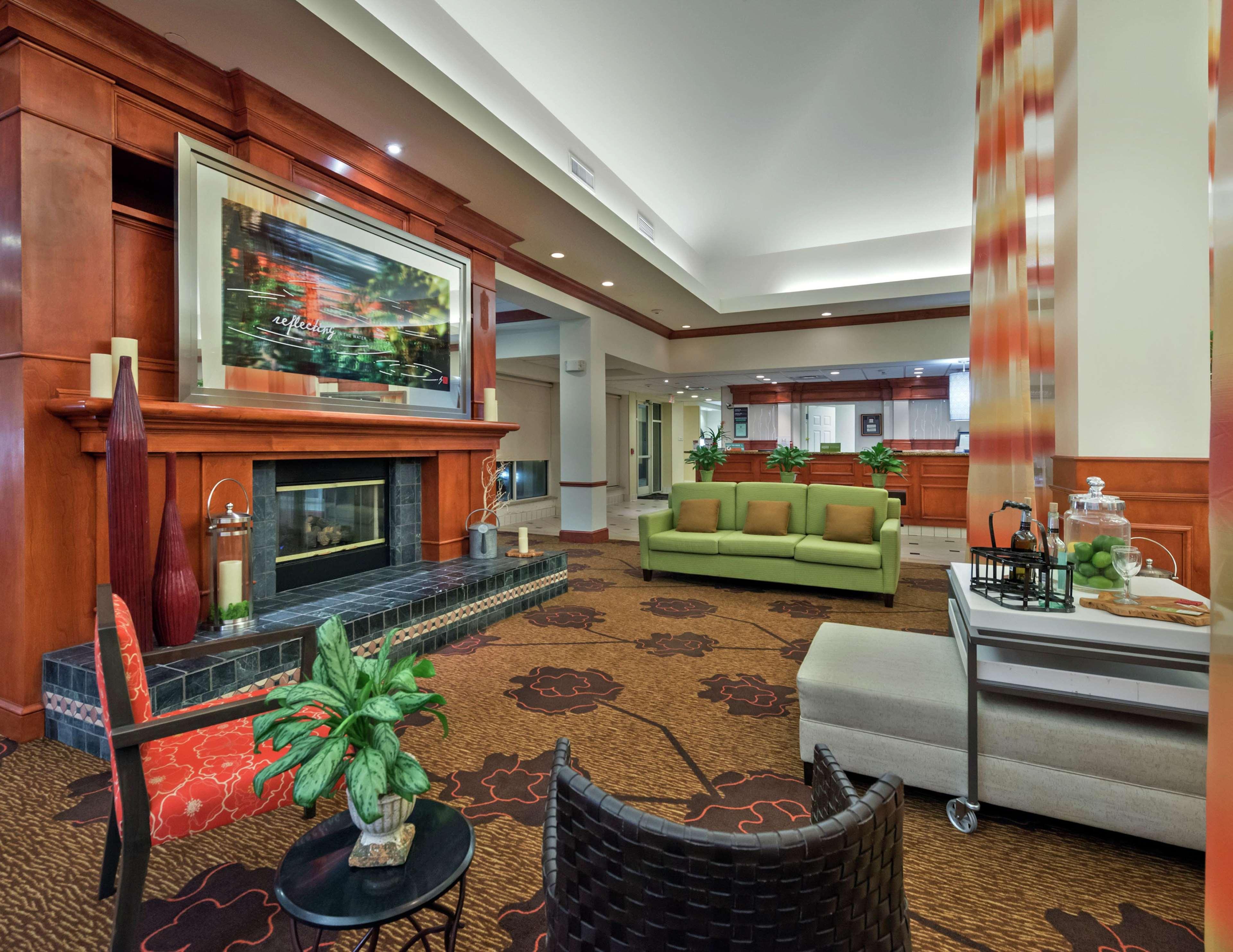 Hilton Garden Inn Lafayette/Cajundome Екстериор снимка