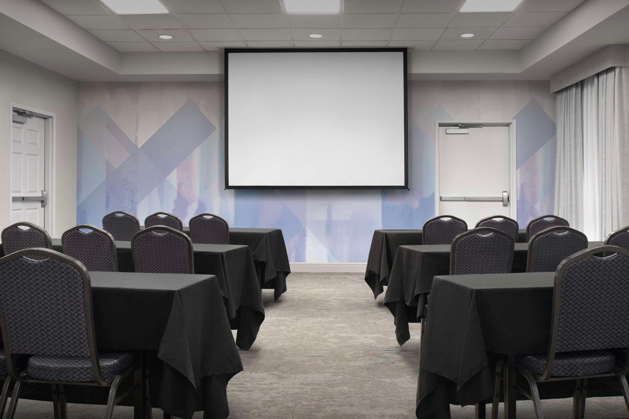 Hilton Garden Inn Lafayette/Cajundome Екстериор снимка